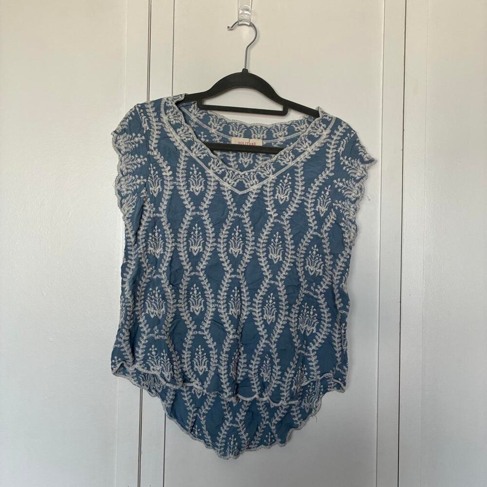 Solitaire blue white floral